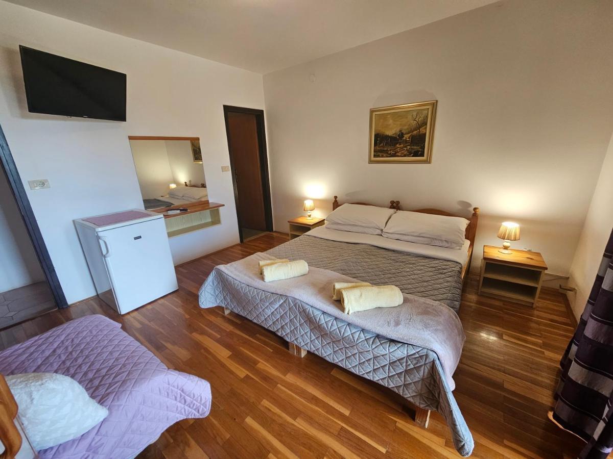 Apartments & Rooms Gaspar Ρόβινι Εξωτερικό φωτογραφία
