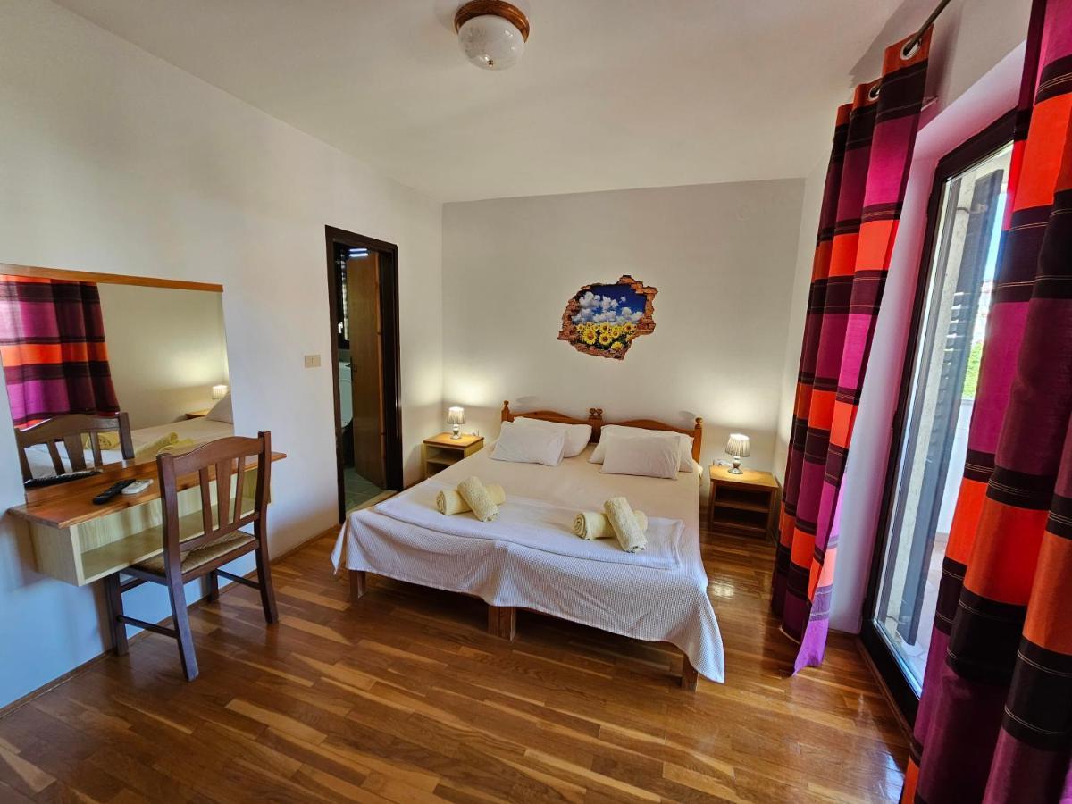 Apartments & Rooms Gaspar Ρόβινι Εξωτερικό φωτογραφία