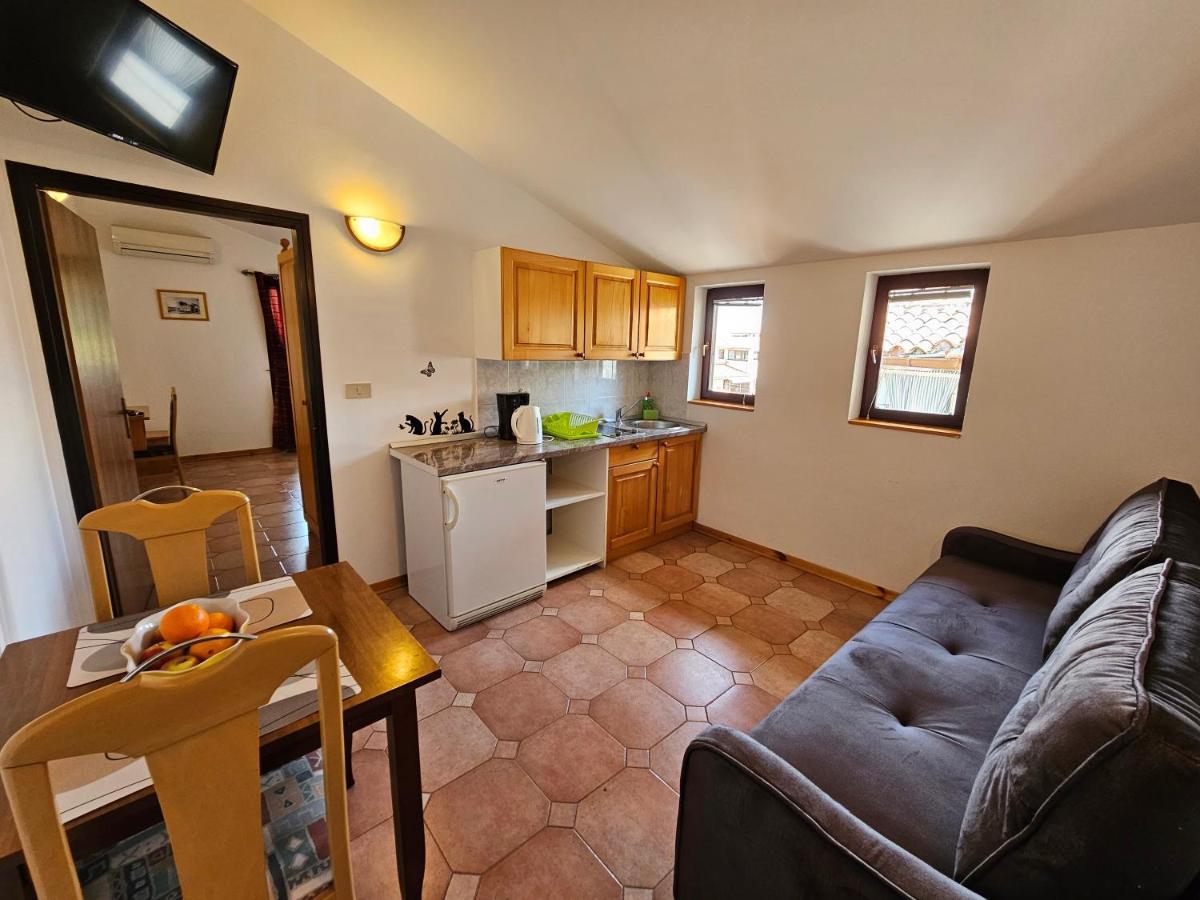 Apartments & Rooms Gaspar Ρόβινι Εξωτερικό φωτογραφία