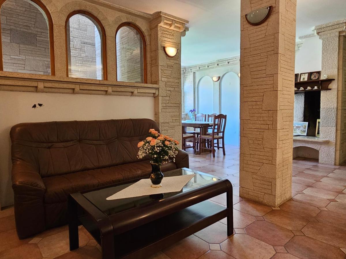 Apartments & Rooms Gaspar Ρόβινι Εξωτερικό φωτογραφία
